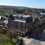 Le Relais Du Haras - Deauville 3*