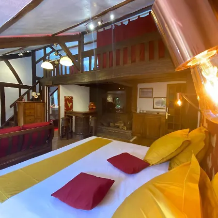 Le Relais Du Haras - Deauville 3* Touques