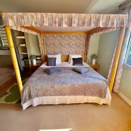 Le Relais Du Haras - Deauville 3* Touques